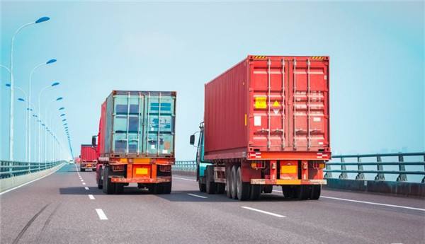 前三季度化學(xué)原料和制品制造業(yè)利潤下降13.0%